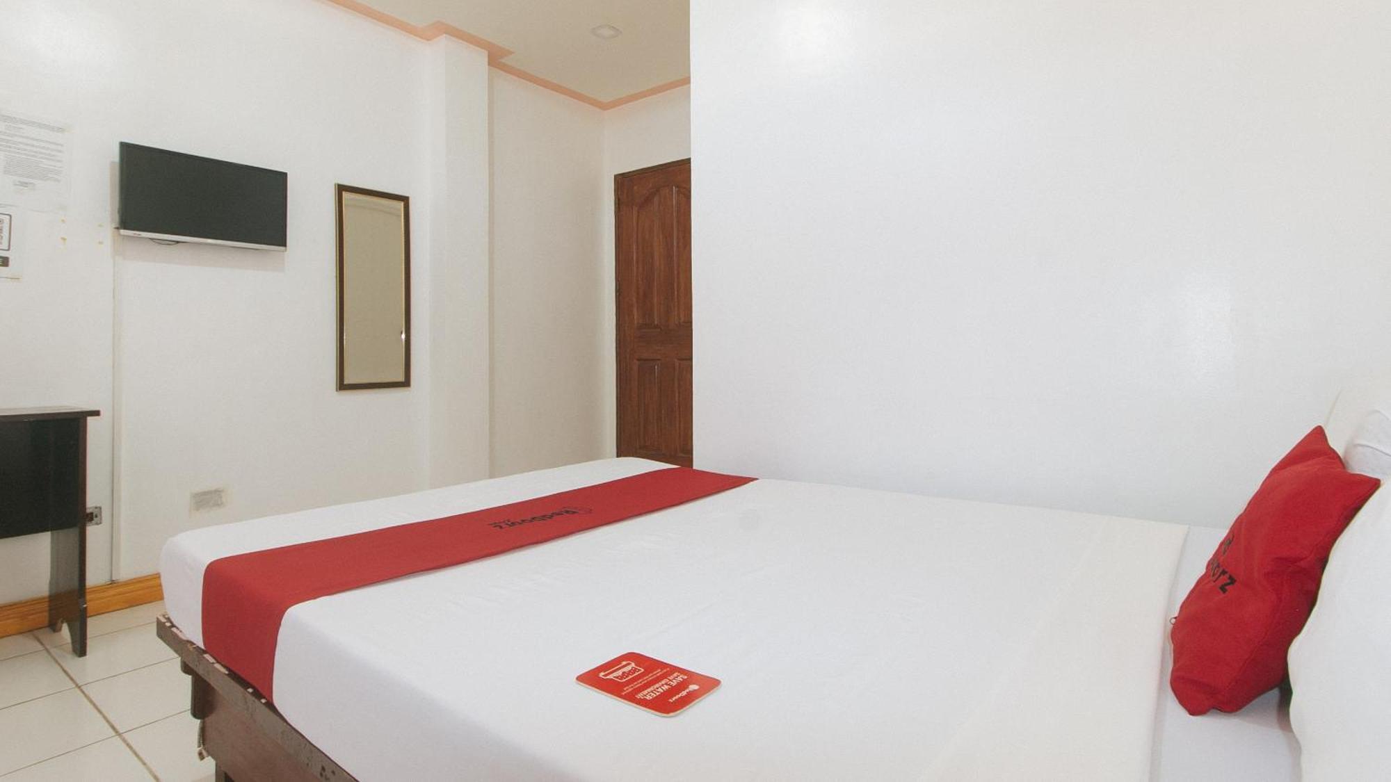 Reddoorz At Coco Grove Tourist Inn Panglao Exteriér fotografie